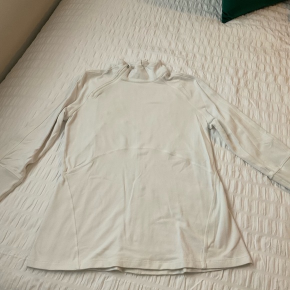 EUC lululemon pullover size 12 with zipper - Picture 2 of 5